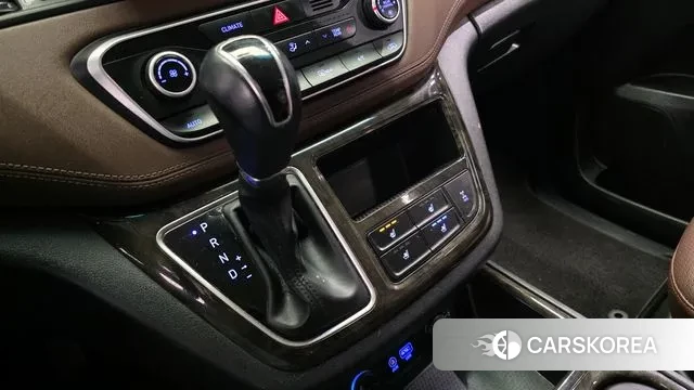 Hyundai The New Grand Starex id 3422370 из Кореи 19