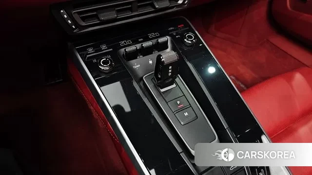 Porsche 911(992) id 3023152 из Кореи 19