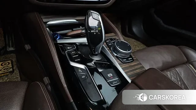 BMW 5 Series (G30) id 3599186 из Кореи 19