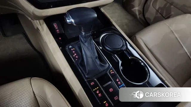 Kia The New Carnival id 3713963 из Кореи 19