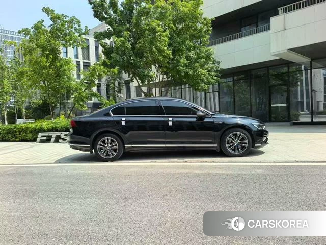 Volkswagen Magotan id 4297832 из Китая 9