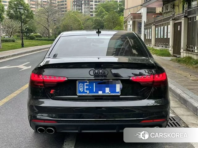 Audi S4 id 3869632 из Китая 15