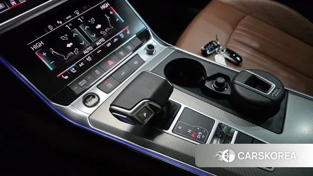 Audi A6 (C8) id 3621071 из Кореи 19