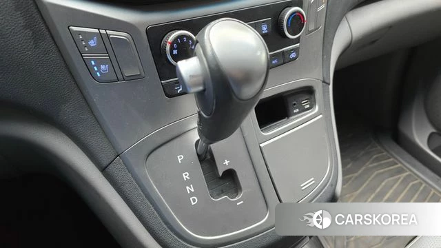 Hyundai The New Grand Starex id 3807880 из Кореи 19