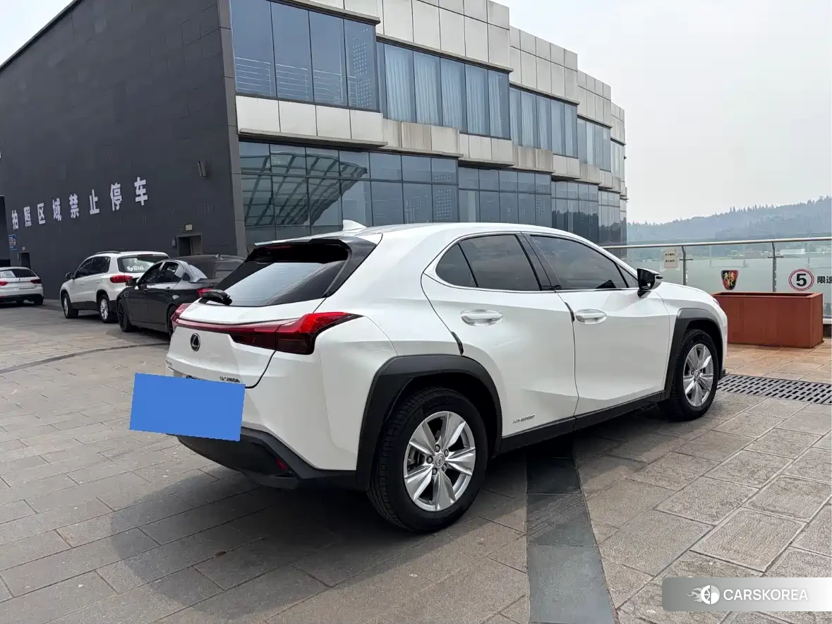 Lexus UX id 4653963 из Китая 17