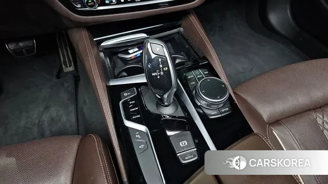 BMW 5 Series (G30) id 3474718 из Кореи 19