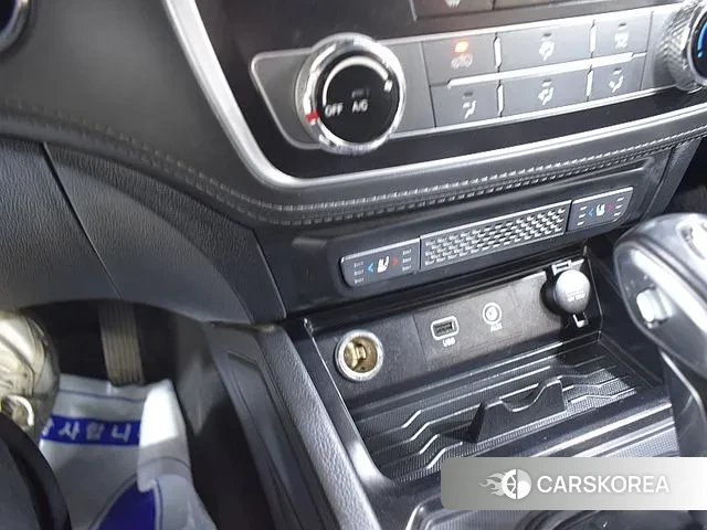 Ssangyong Rexton Sports id 3468971 из Кореи 19