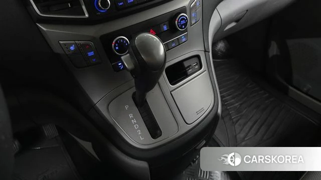 Hyundai The New Grand Starex id 4907689 из Кореи 35