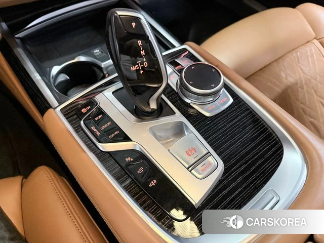 BMW 7 Series (G11) id 3892268 из Кореи 10