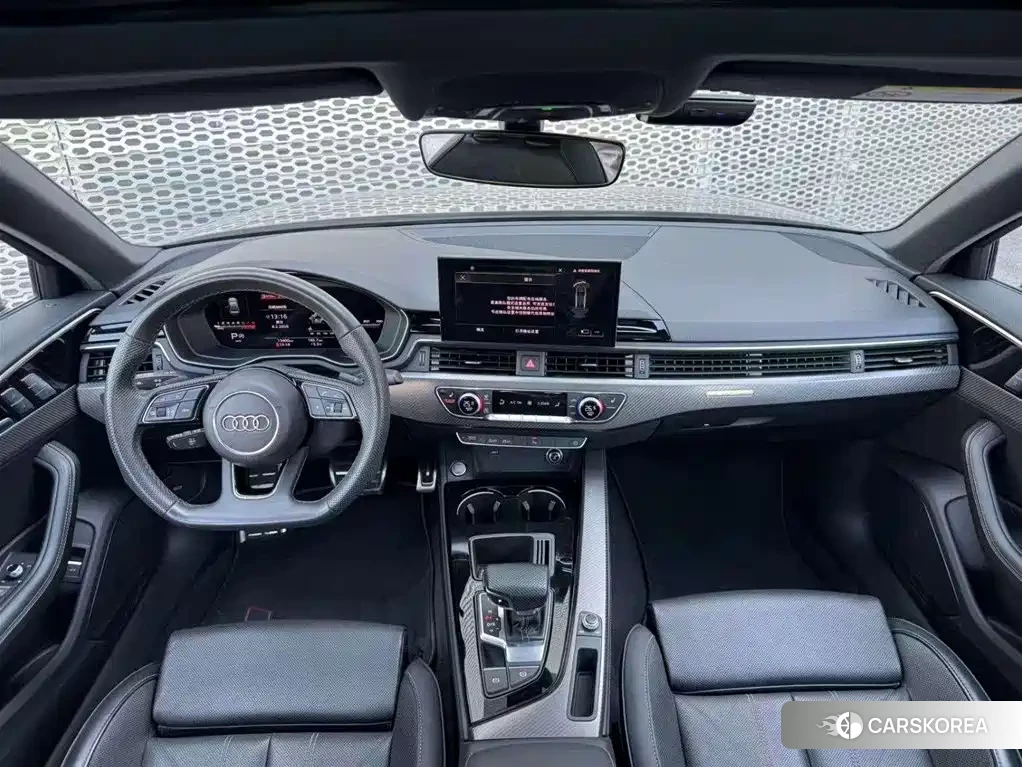 Audi A4L id 4546597 из Китая 14