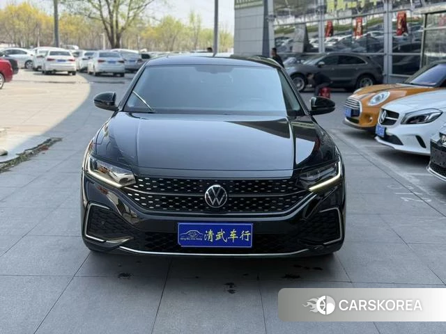 Volkswagen Passat id 4272597 из Китая 9