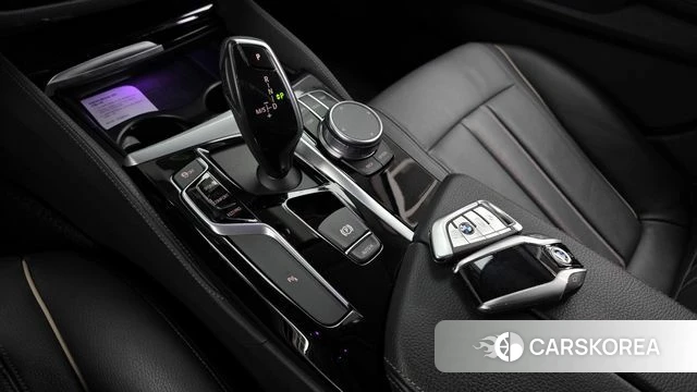 BMW 5 Series (G30) id 3873120 из Кореи 19