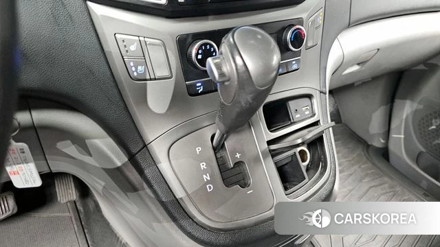 Hyundai The New Grand Starex id 3965423 из Кореи 19