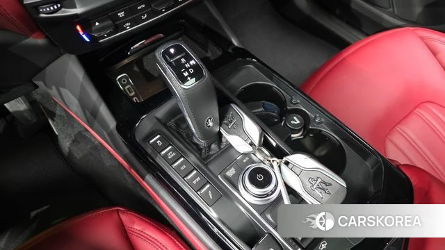 Maserati Levante id 4763972 из Кореи 32