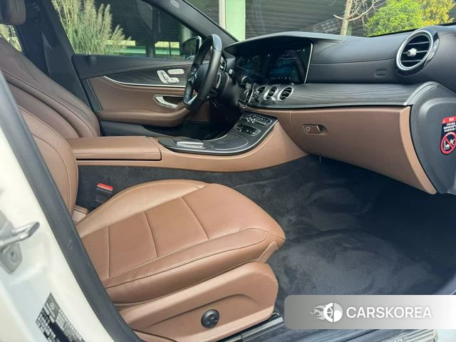 Mercedes-Benz E-class id 4278075 из Китая 9
