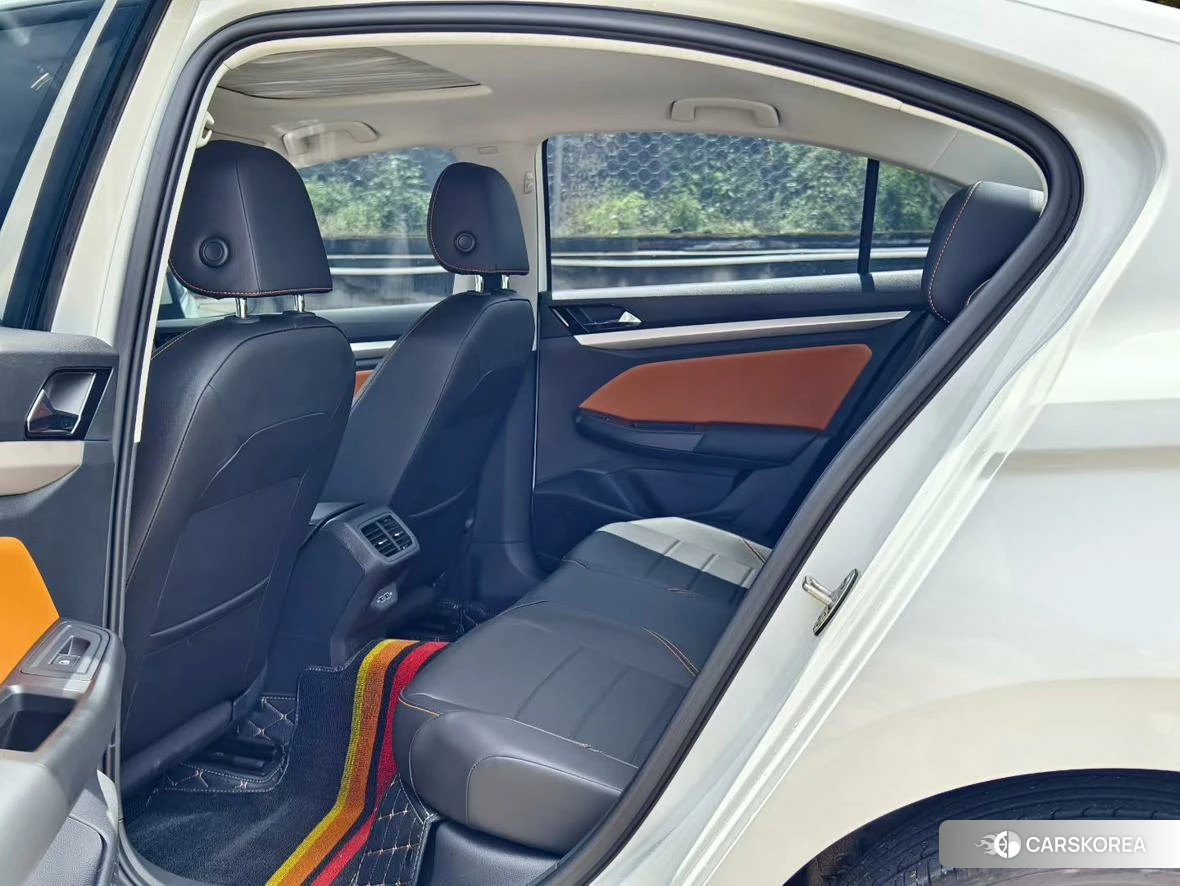Volkswagen Bora id 4513479 из Китая 9
