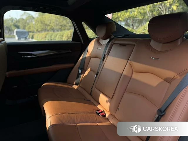 Cadillac CT6 id 4209620 из Китая 16