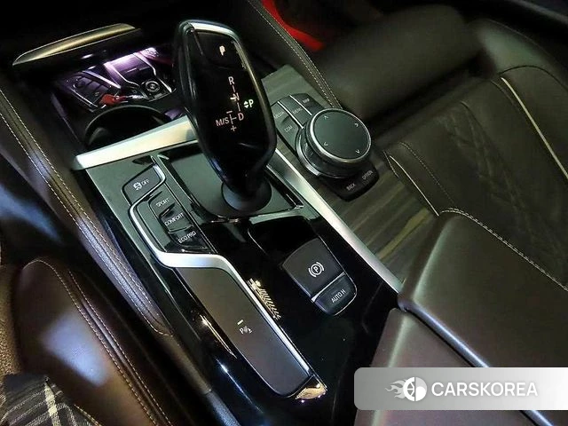 BMW 5 Series (G30) id 4411092 из Кореи 19