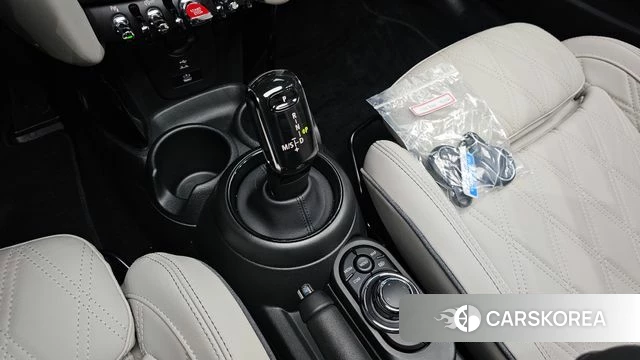Mini Cooper S id 3841887 из Кореи 19