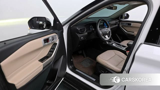 Ford Explorer 6th Generation id 3860659 из Кореи 19