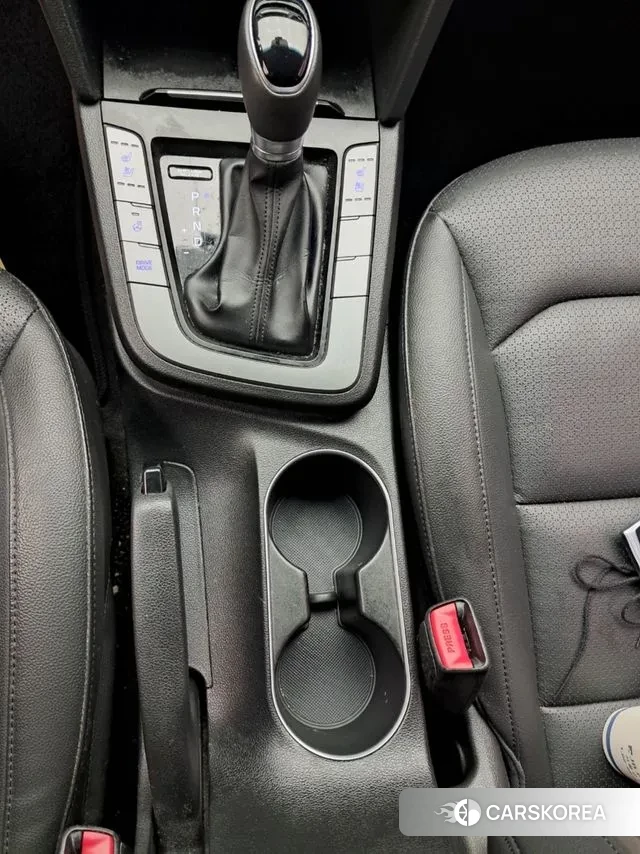 Hyundai Avante AD id 3408304 из Кореи 13