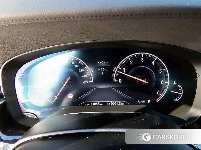 BMW 5 Series (G30) id 3899535 из Кореи 19