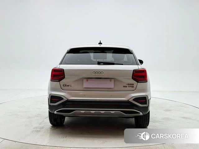 Audi Q2L id 4380525 из Китая 23