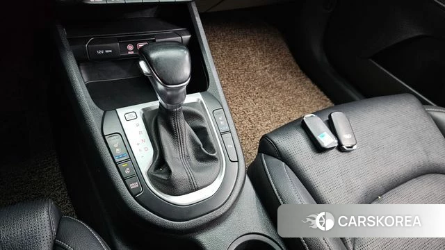 Kia Come New K3 id 4615483 из Кореи 19