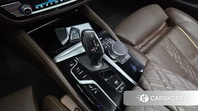 BMW 5 Series (G30) id 3294771 из Кореи 19