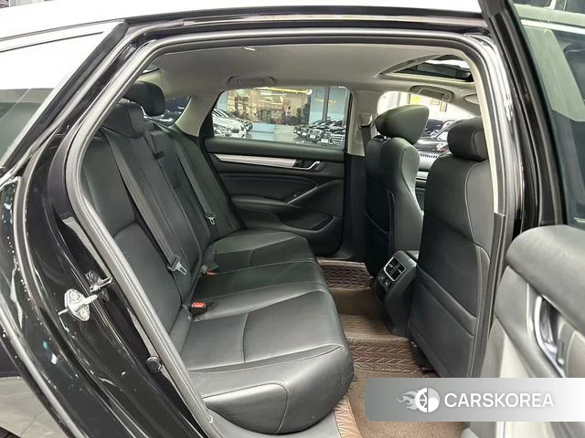 Honda Accord id 3913907 из Китая 14