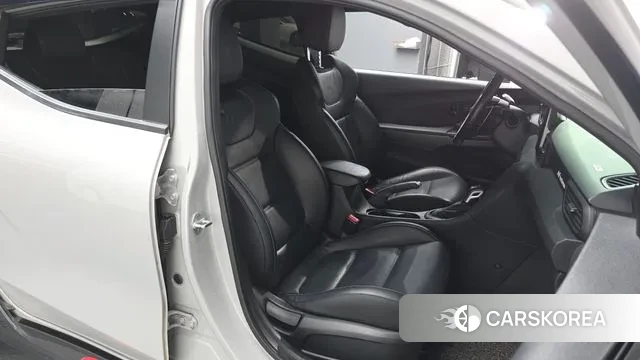 Hyundai Veloster (JS) id 3443110 из Кореи 19