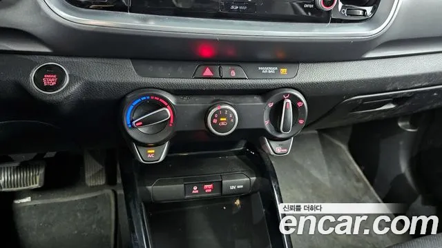 Kia Stonic id 2689718 из Кореи 19