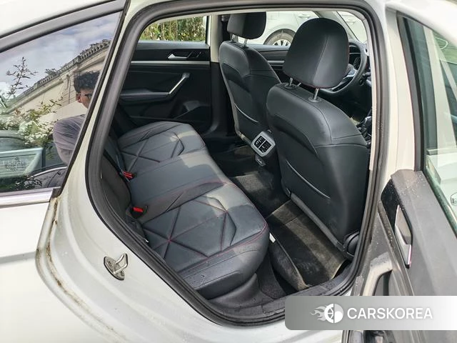 Volkswagen Lavida id 4298077 из Китая 9