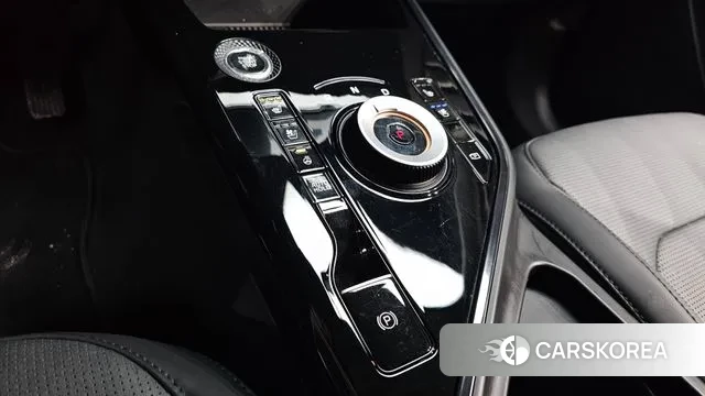 Kia Di Ol Nu Niro id 3560036 из Кореи 19