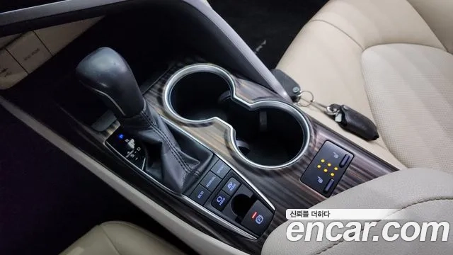 Toyota Camry (XV70) id 2881878 из Кореи 19