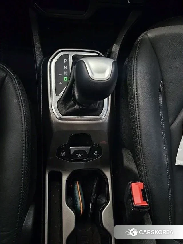 Jeep Renegade id 3110375 из Кореи 19