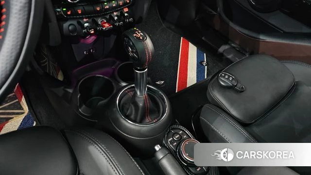 Mini Cooper S id 4465342 из Кореи 31