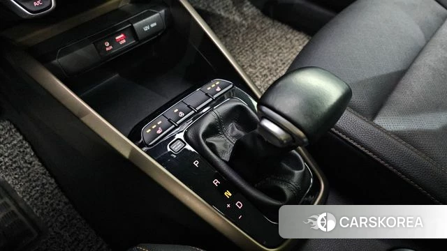 Kia Stonic id 4596427 из Кореи 19