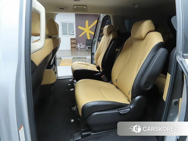 Kia Carnival 4th generation id 4212018 из Кореи 19