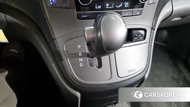 Hyundai The New Grand Starex id 3748243 из Кореи 19