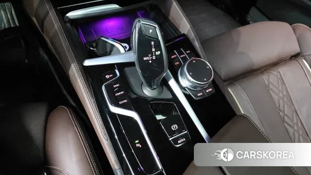 BMW 5 Series (G30) id 3477991 из Кореи 19