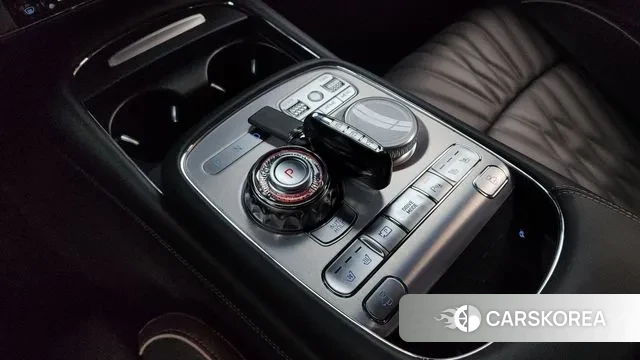 Genesis G90 (RS4) id 3021923 из Кореи 19