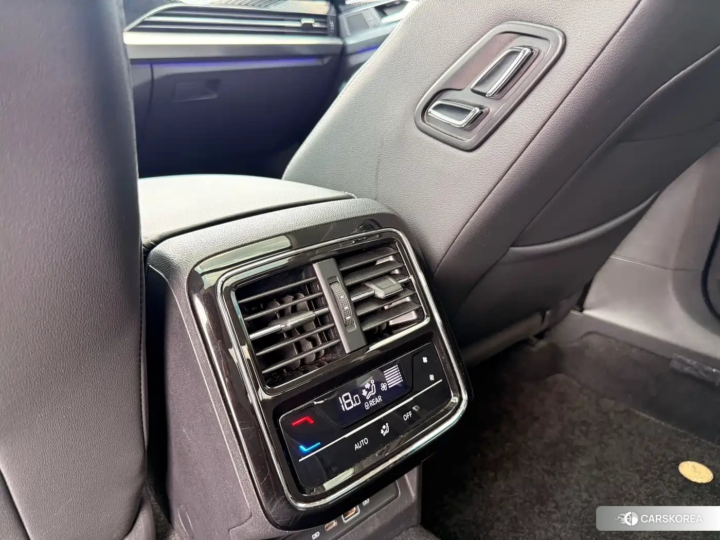 Volkswagen Passat id 4547464 из Китая 17