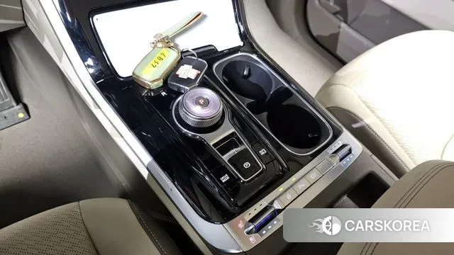 Kia Carnival 4th generation id 3312072 из Кореи 19