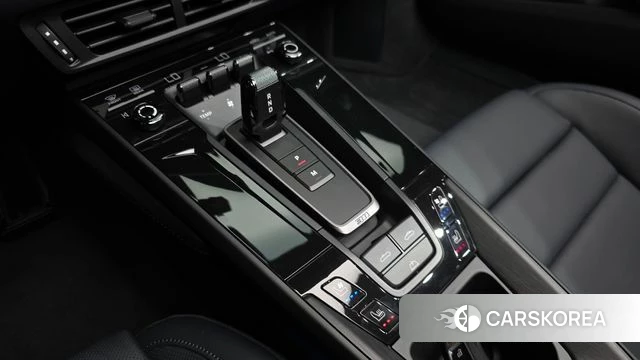 Porsche 911(992) id 4644895 из Кореи 19