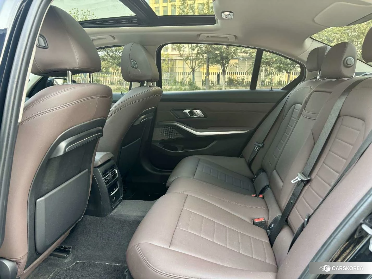 BMW 3 series id 4440574 из Китая 9