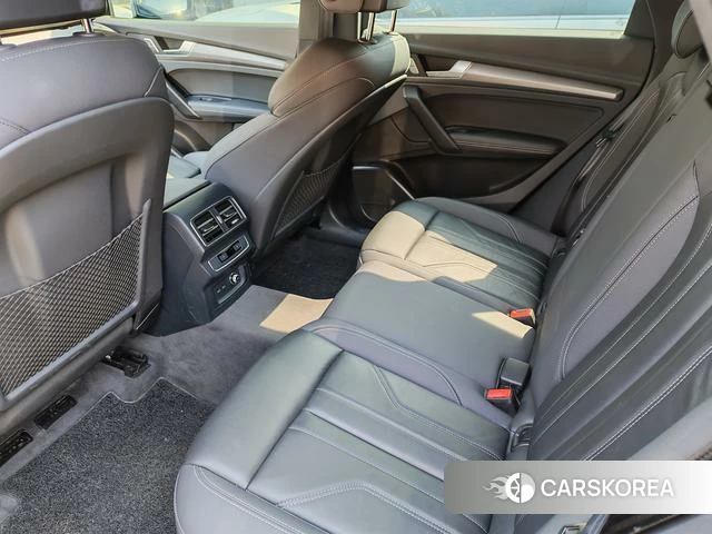Audi Q5L id 4256738 из Китая 11
