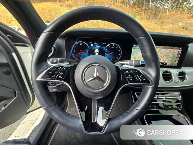 Mercedes-Benz E-Class W213 id 3795152 из Кореи 19