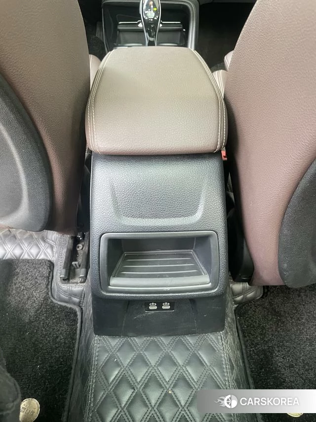 BMW 1 series id 4299811 из Китая 23