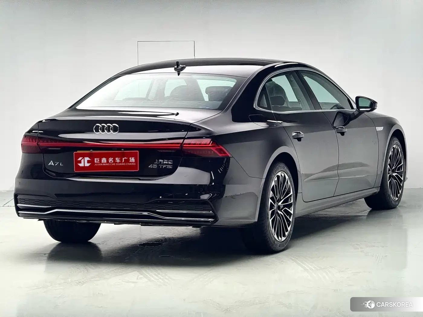 Audi A7L id 4600760 из Китая 19